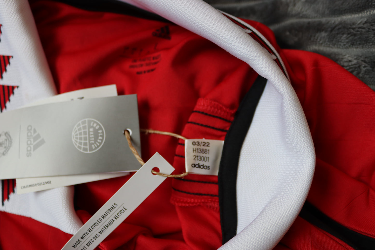 Manchester United Home - 2022/23 - Maguire - (L)