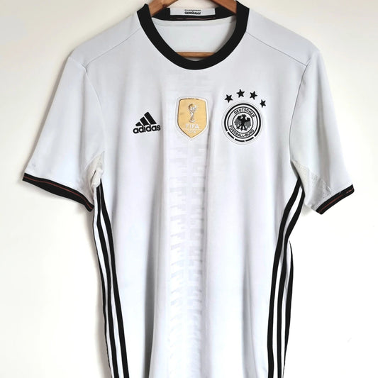 Germany Home - 2015/16