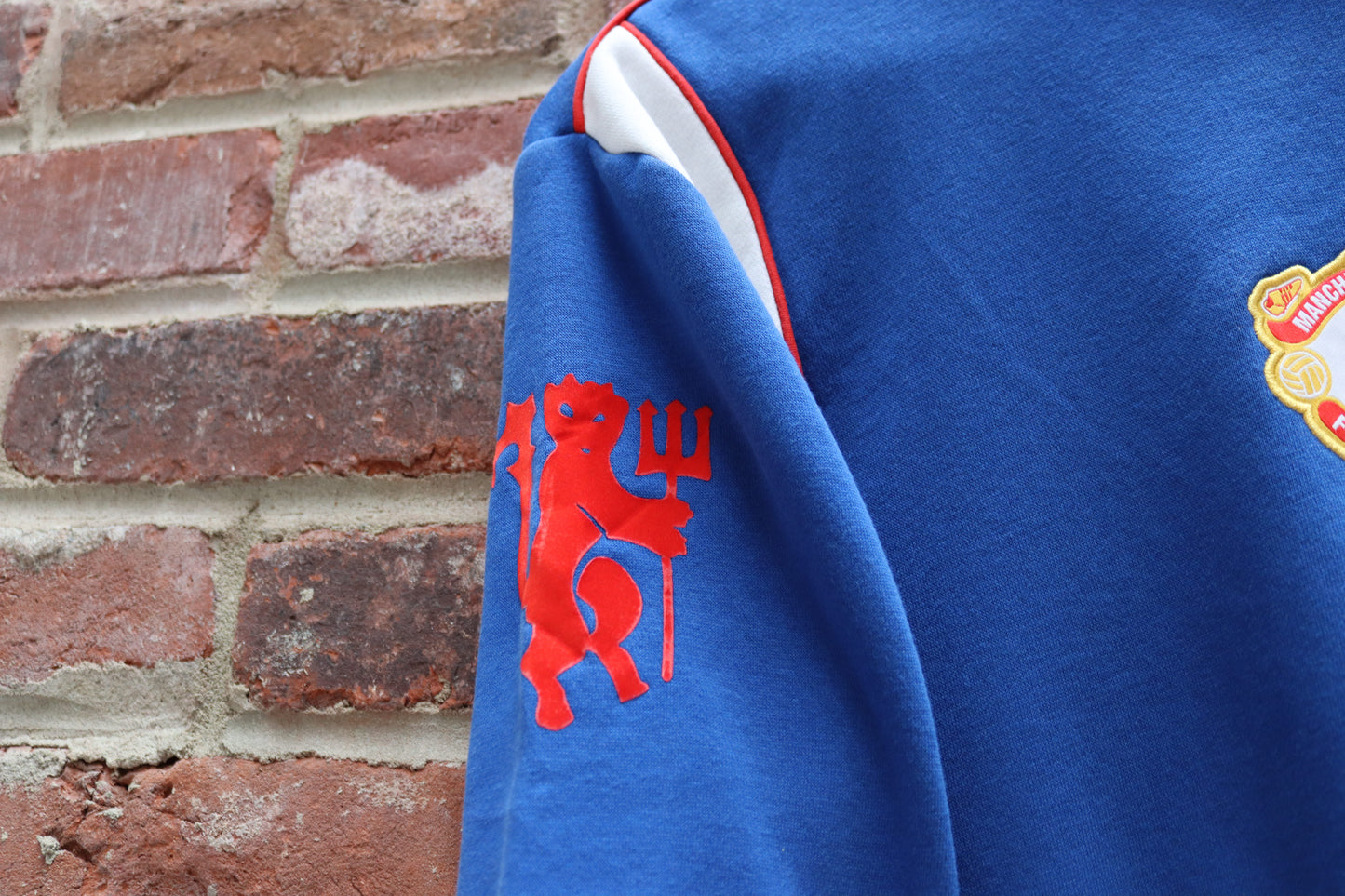 Manchester United Sweater - Adidas Originals - 2016 - (S)