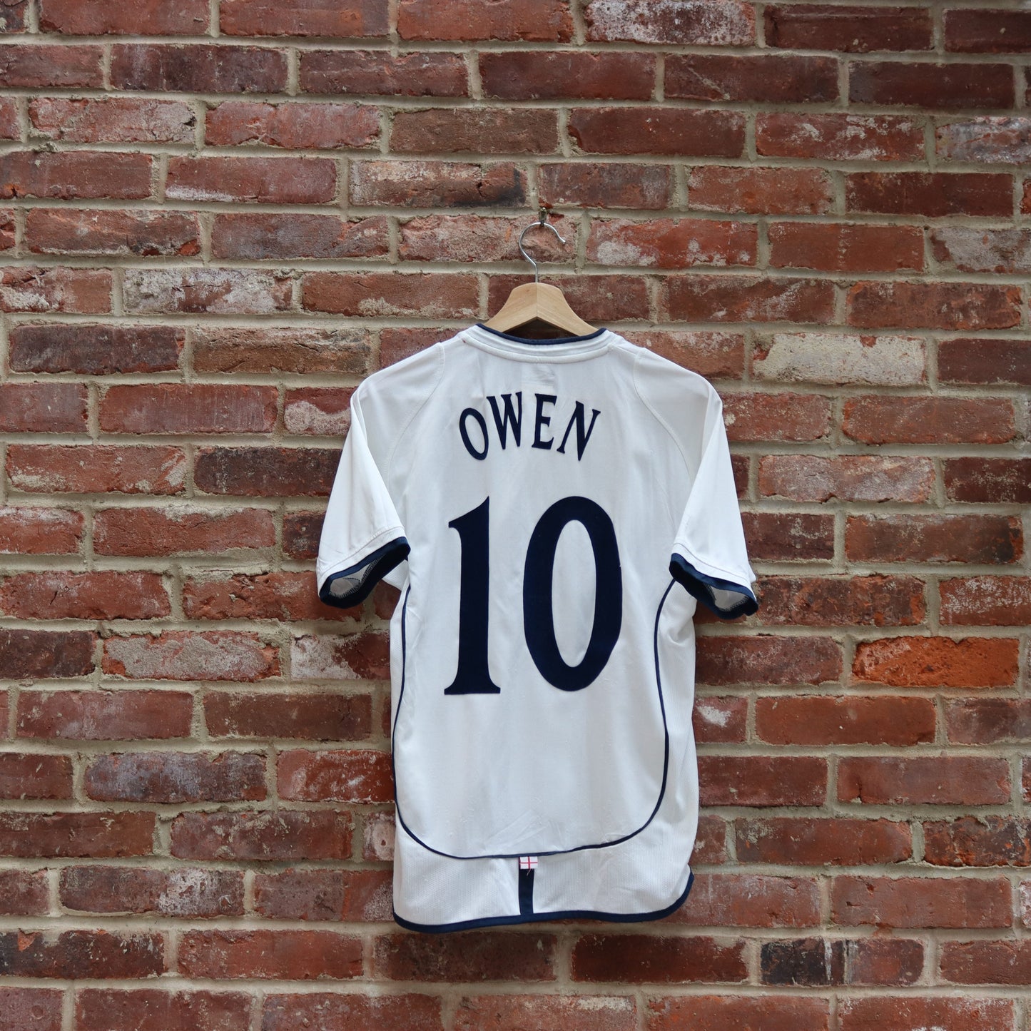 England Home - 2001 - Michael Owen - (XL Boys/Small Mens)