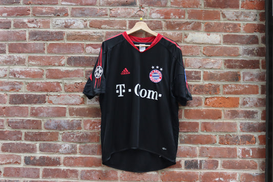 Bayern Munich - 2004/05 - Third - Makaay