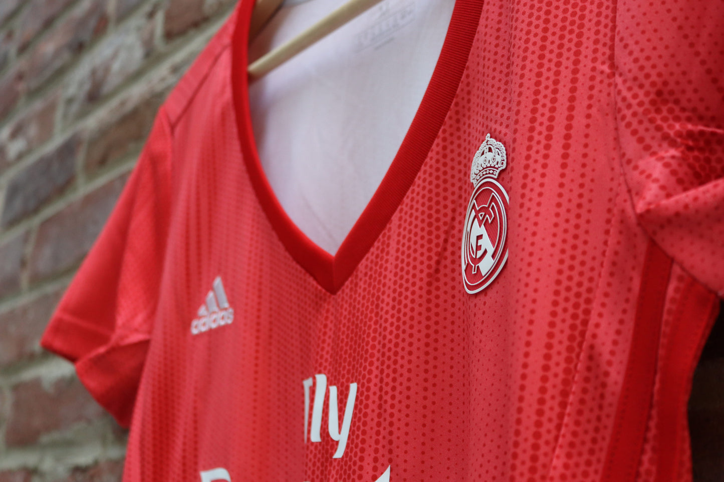 Real Madrid Third - 2018/19 - Women's (Multiple sizes)