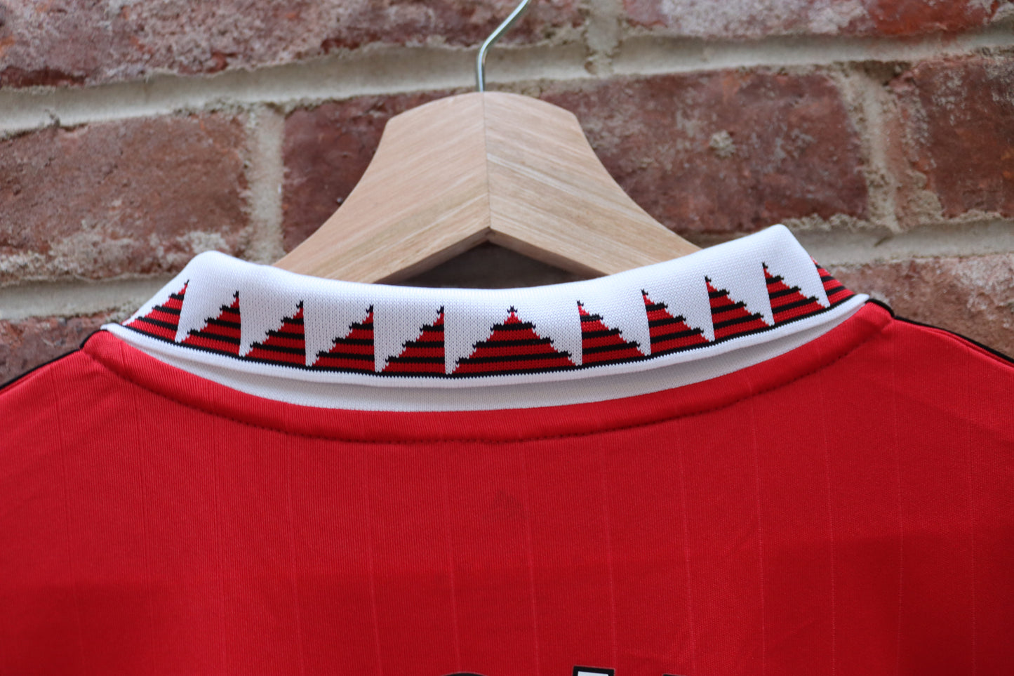 Manchester United Home - 2022/23 - Maguire - (L)