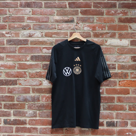 Germany pre-match T-Shirt - Player Spec - 2022  - (M)