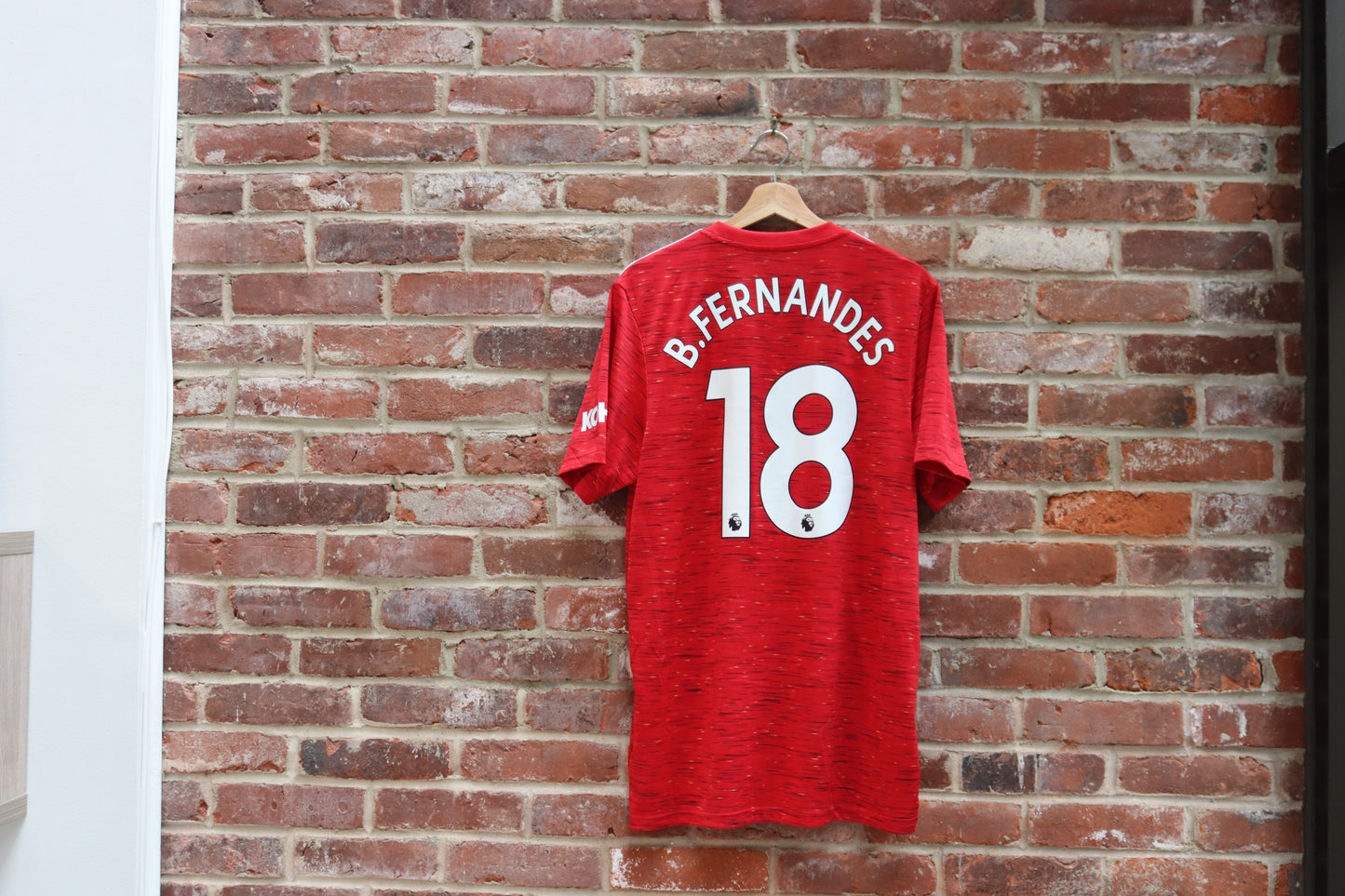 Manchester United - Home - 2020/21 - Bruno Fernandes - (L)