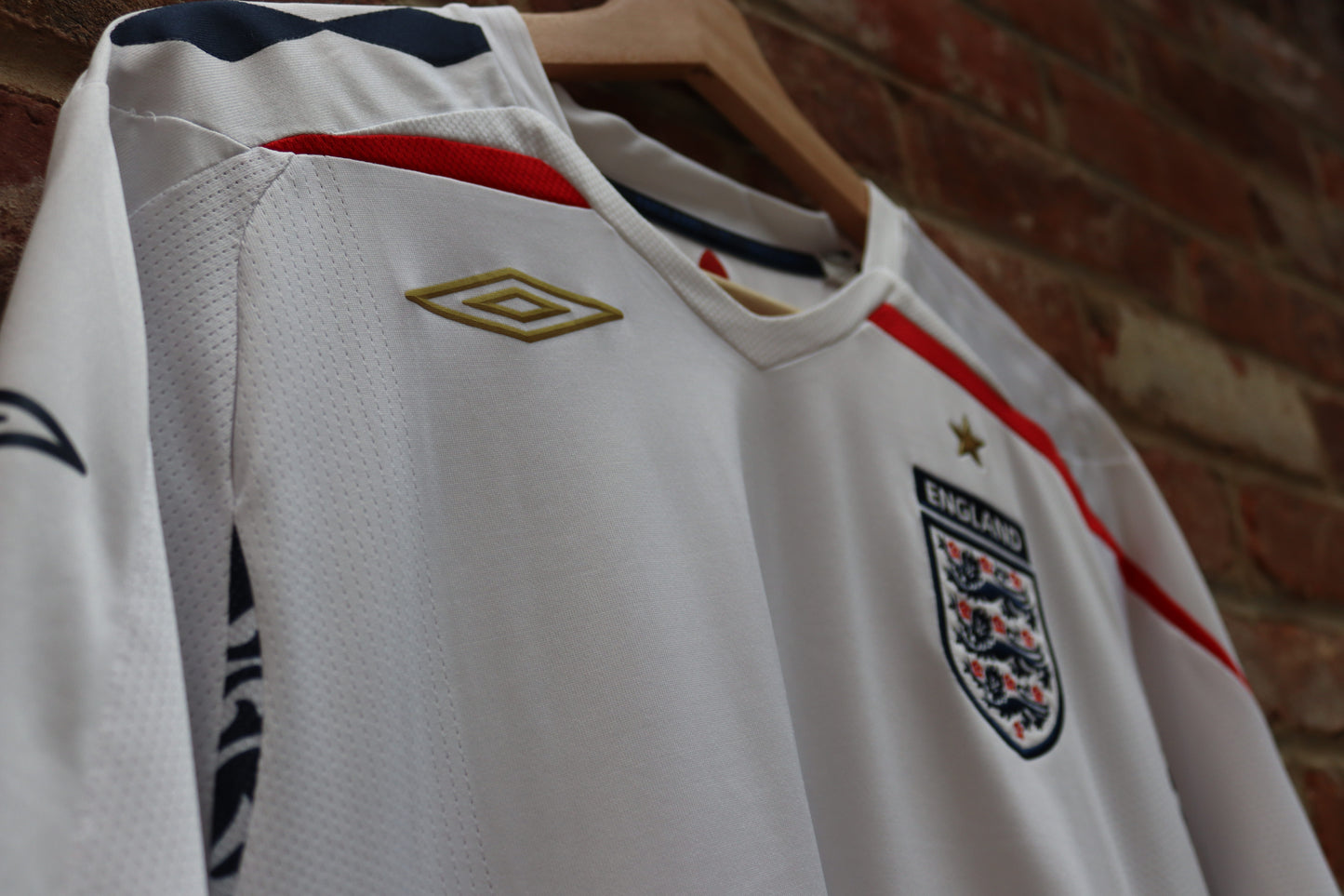 England Home - 2007/09 - (L)
