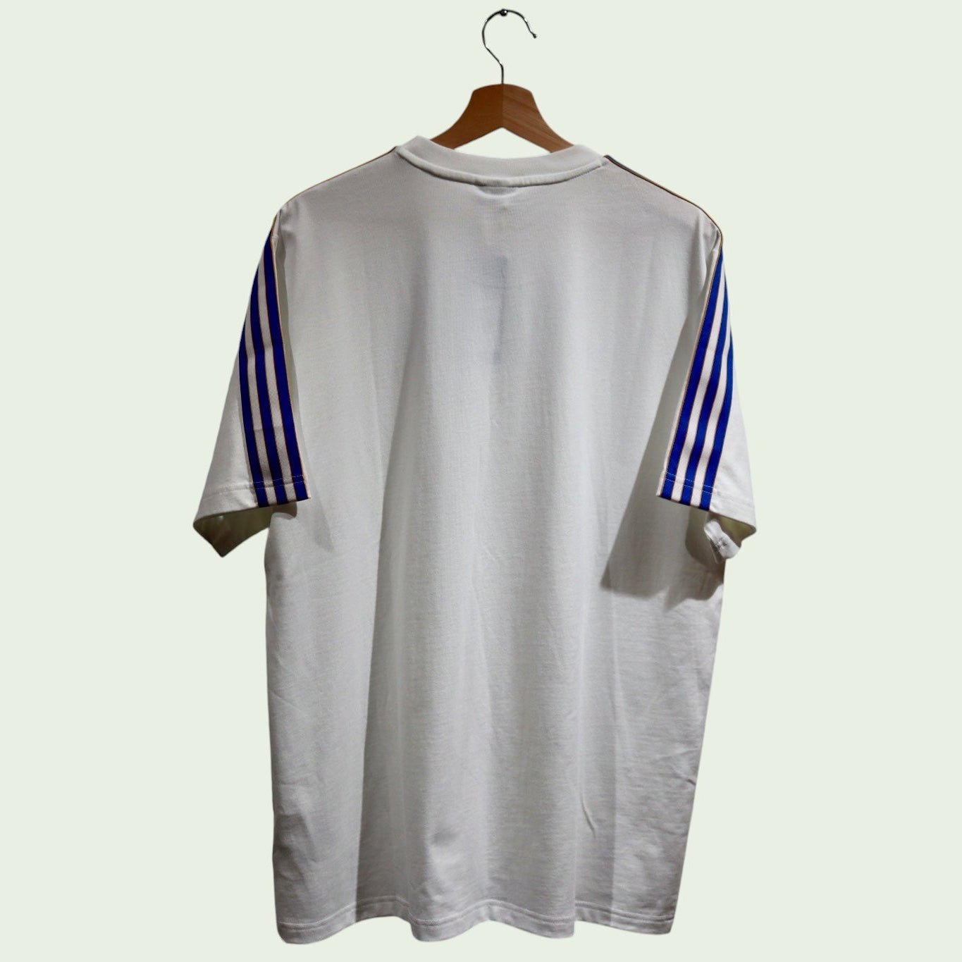 Real Madrid x Adidas Originals Icon Tee - 2025/26 - (M & XL)
