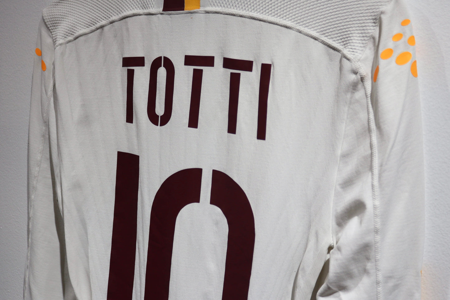 Roma European Away Player Spec - 2004/05 - Totti (S/M)
