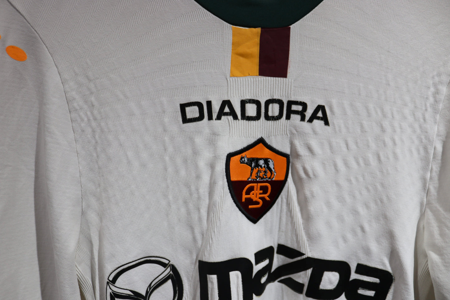 Roma European Away Player Spec - 2004/05 - Totti (S/M)