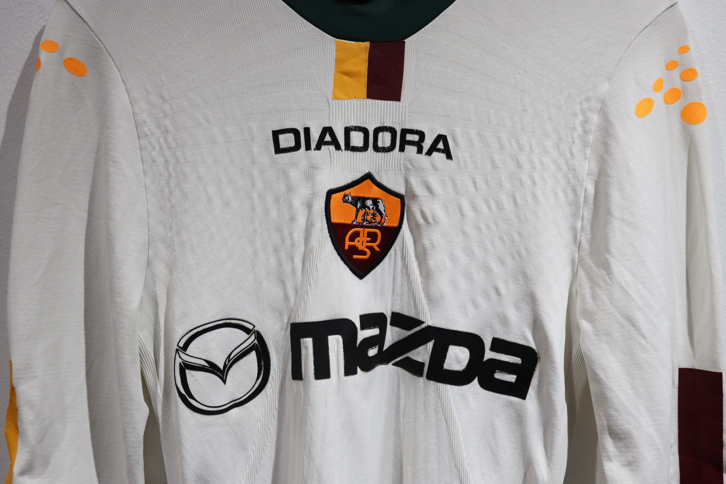 Roma European Away Player Spec - 2004/05 - Totti (S/M)