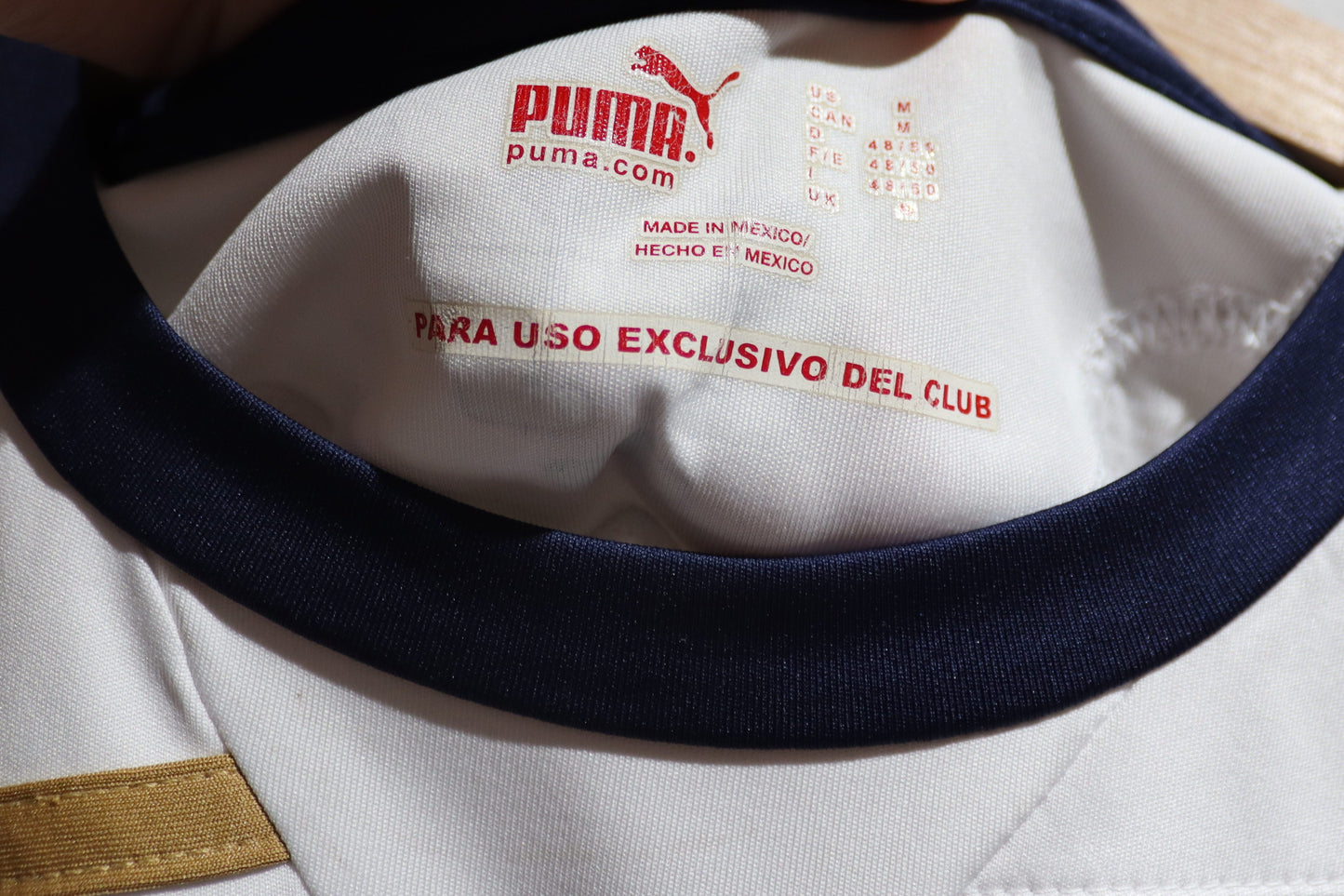 Pumas UNAM - 2011 -  Club Issued/ Possible Match Worn - (M)