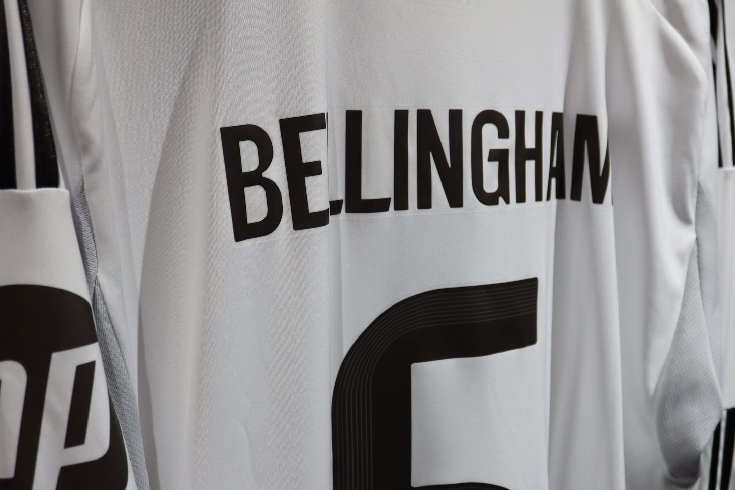 Real Madrid Home Long Sleeve - 2025/26 - Bellingham - (XL)