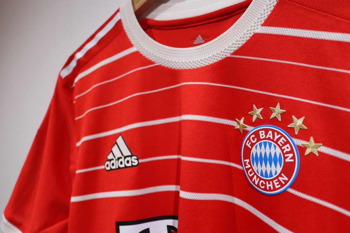 Bayern Munich Home Player Spec- 2022/23 - Lewandowski - (L)