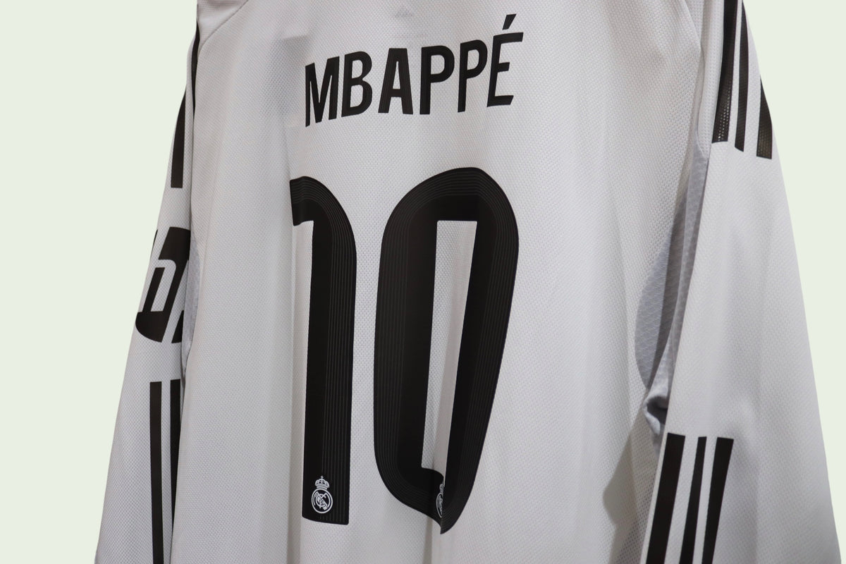Real Madrid Home Player Spec - 2025/26 - Mbappe (XXL)
