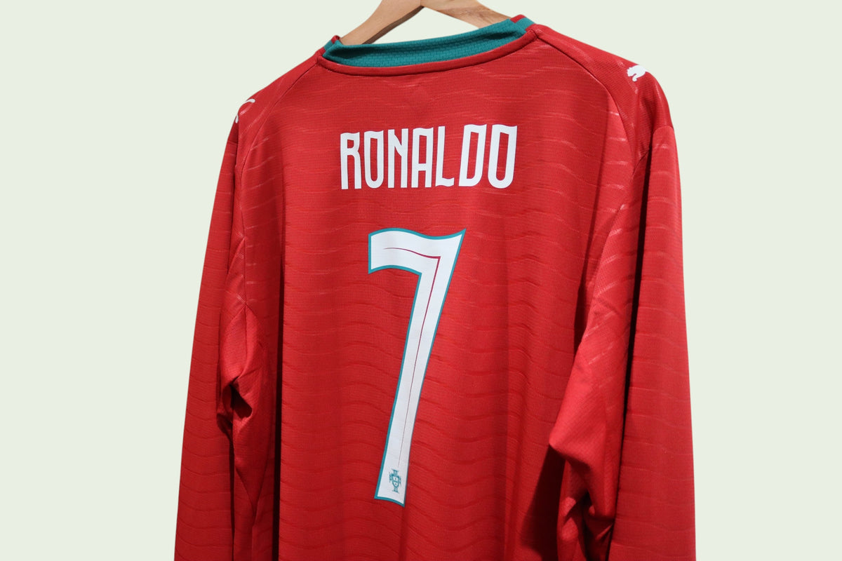 Portugal Home Long sleeve - 2026 - Cristiano Ronaldo - (L & XL)