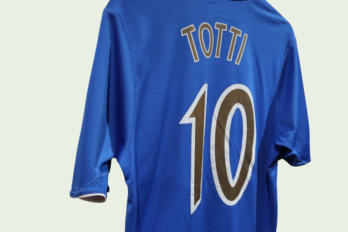 Italy Home - 2003/04 - Totti - (M)